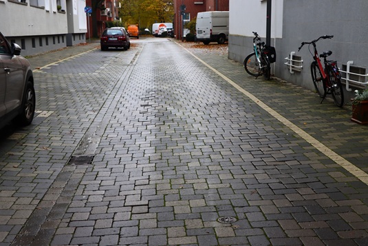 Stadt Neuss, Ermittlung der Schadensursache an einer Pflasterdecke
